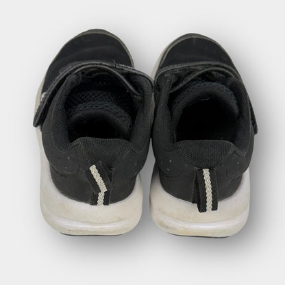 Under Armour Kids Runners
