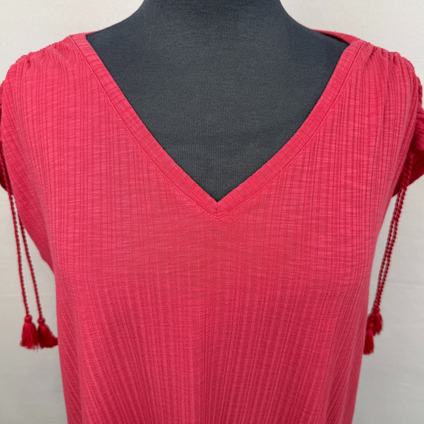Reitmans Tassel Top