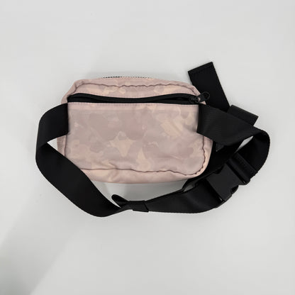 Zyia Camo Belt Bag