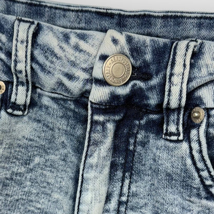 AERO Curvy Midi Shorts