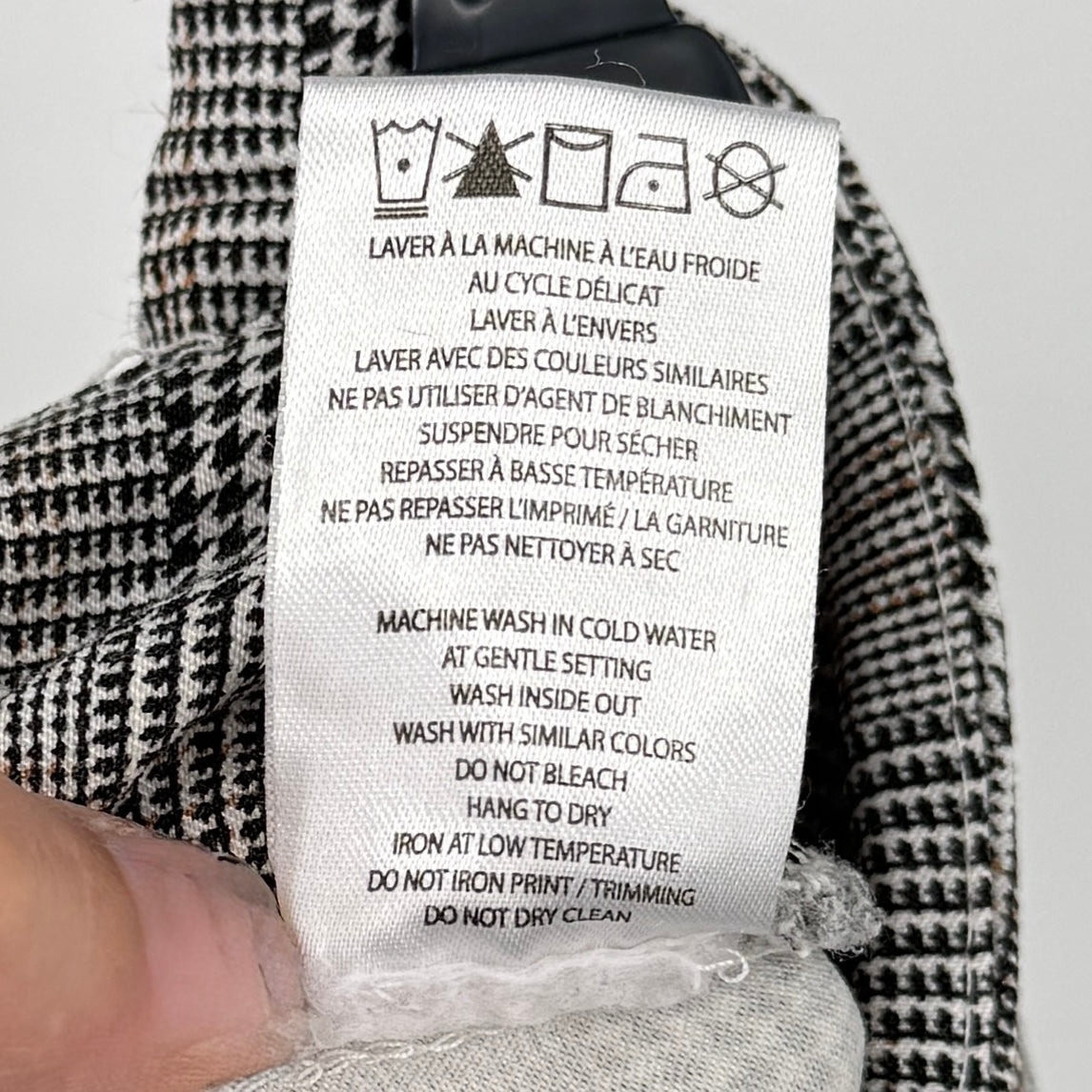 tag Plaid Pants