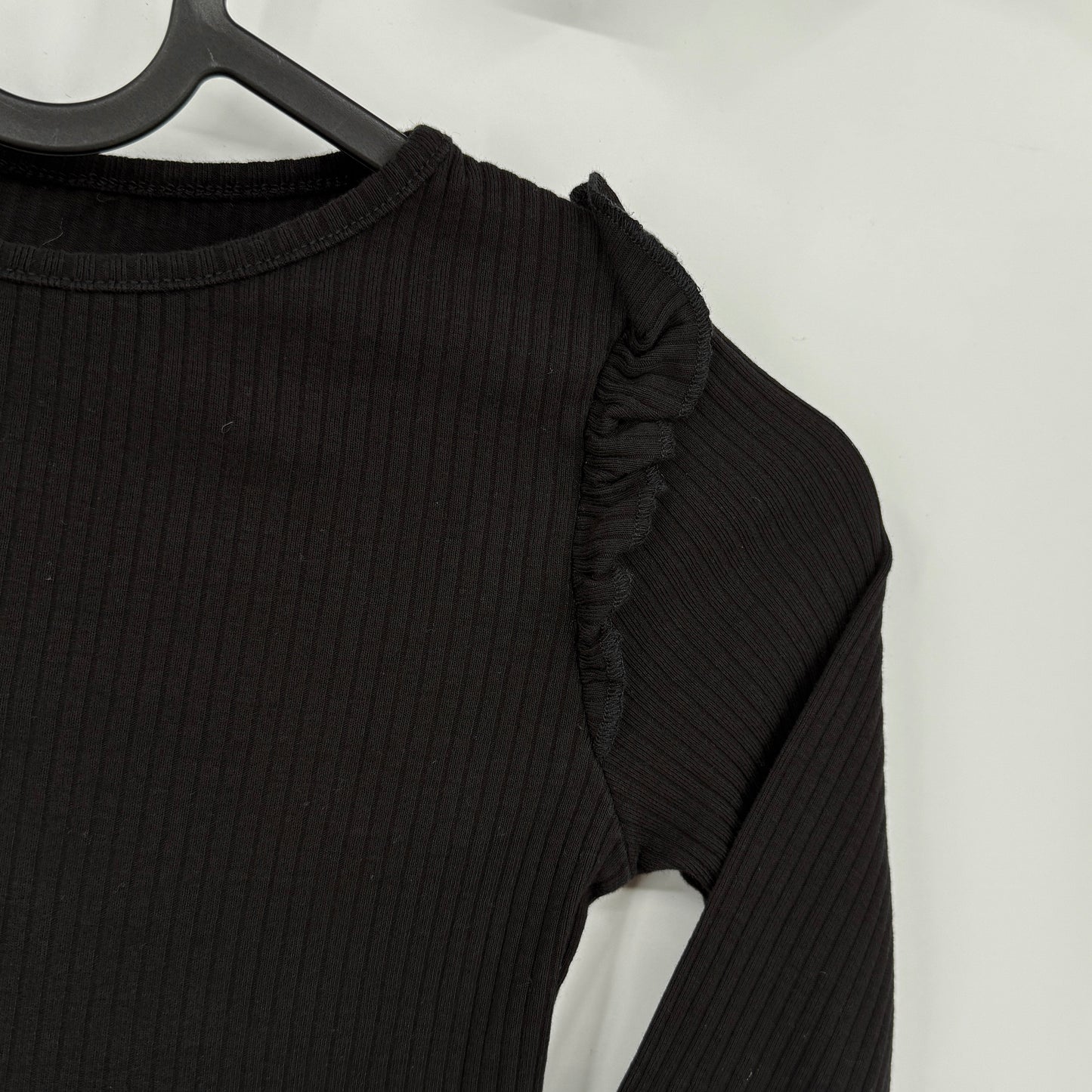 H&M Ruffle Ribbed Dress