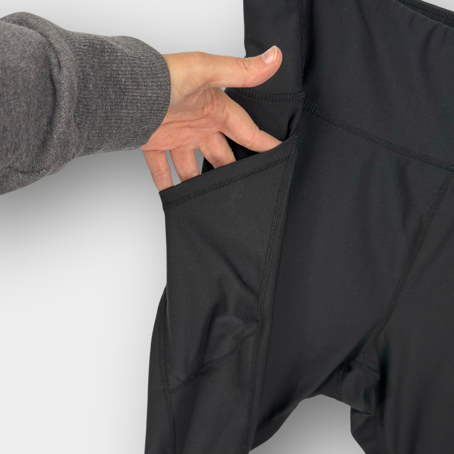 Activ8 Capri Leggings Pockets