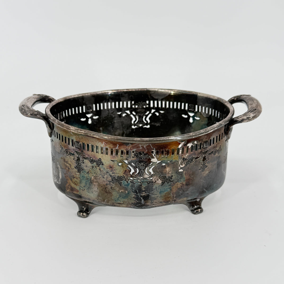 Meriden Silverplate Dish Holder