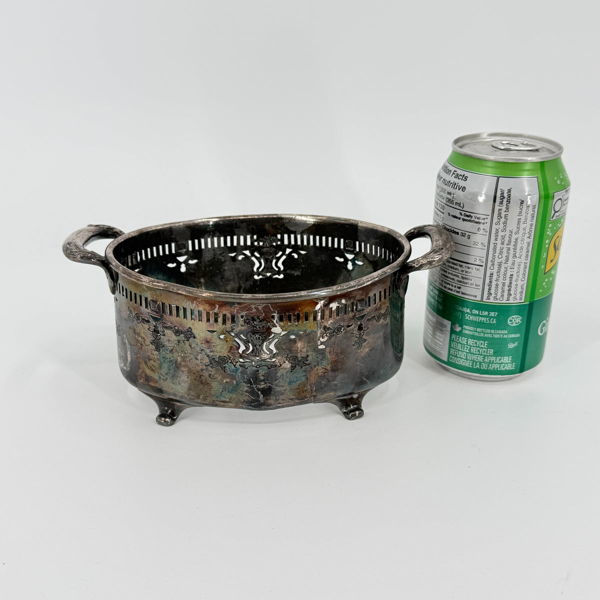 Meriden Silverplate Dish Holder