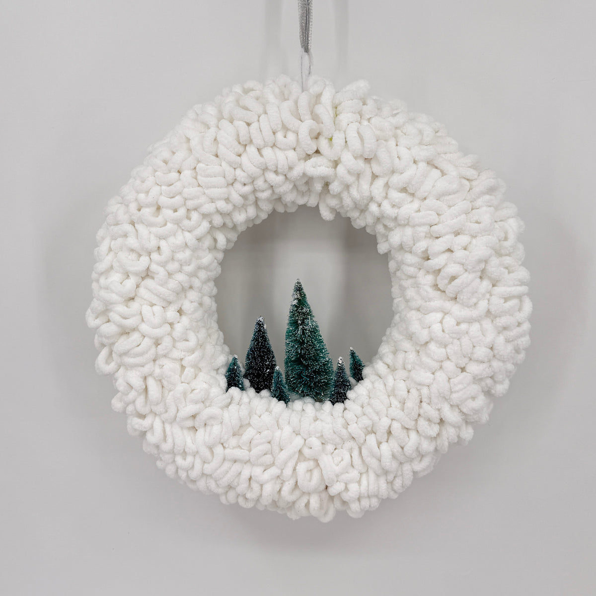 Winter Snow Yarn Wreath