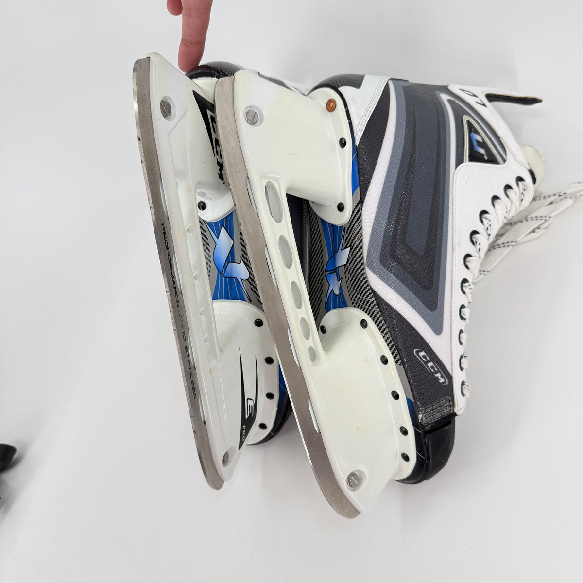 CCM U+ 07 Senior Hockey Skates (10)