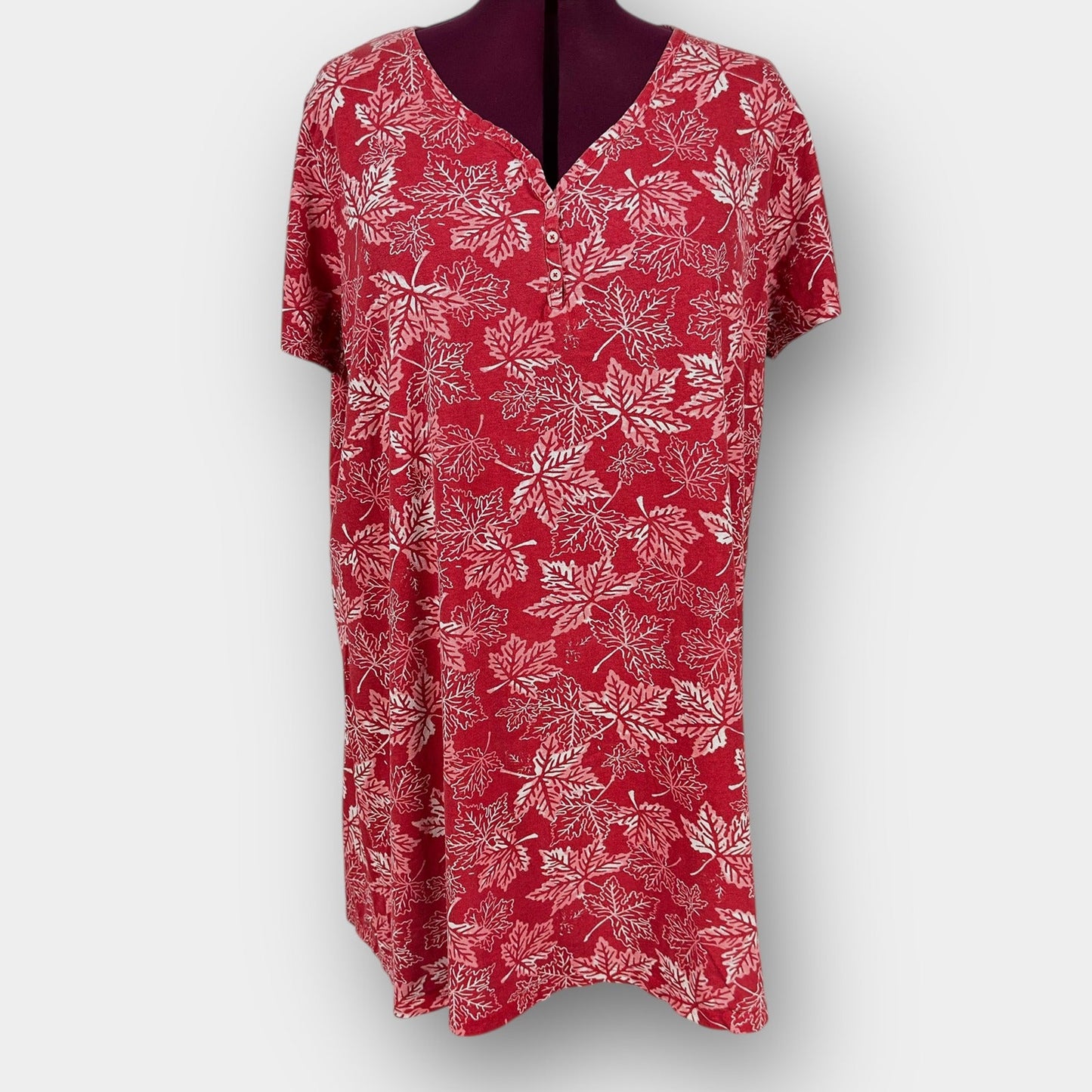 EH! Leaf Henley Nightgown