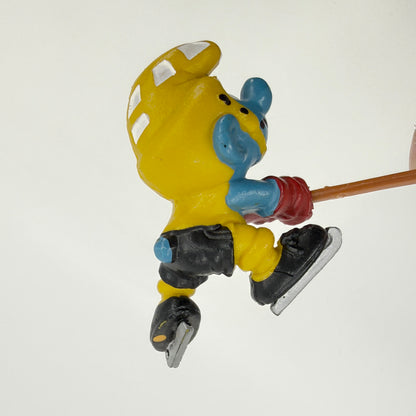 1978 Schleich Peyo Smurf 20032 Ice Hockey