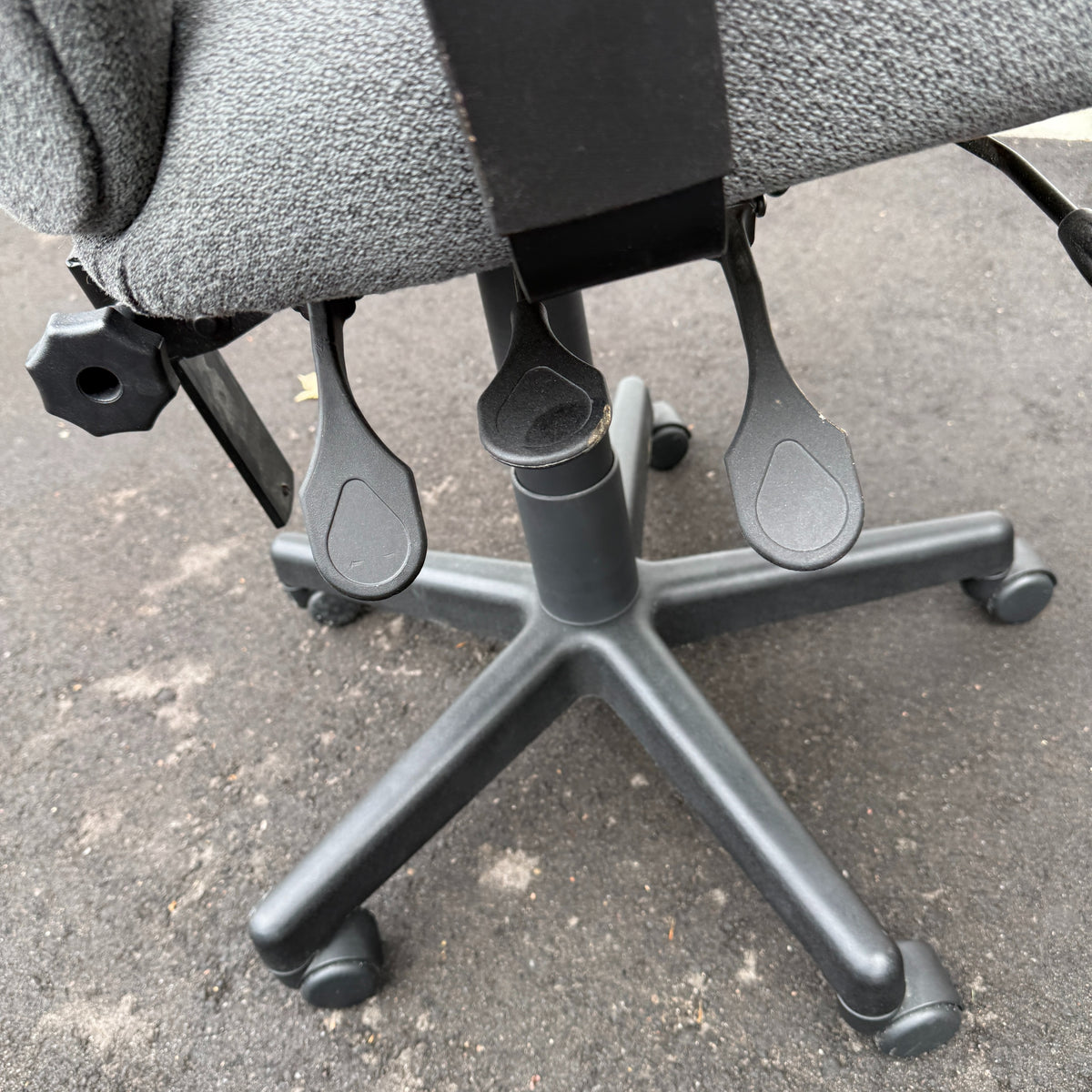 Ergonomic Office Chair