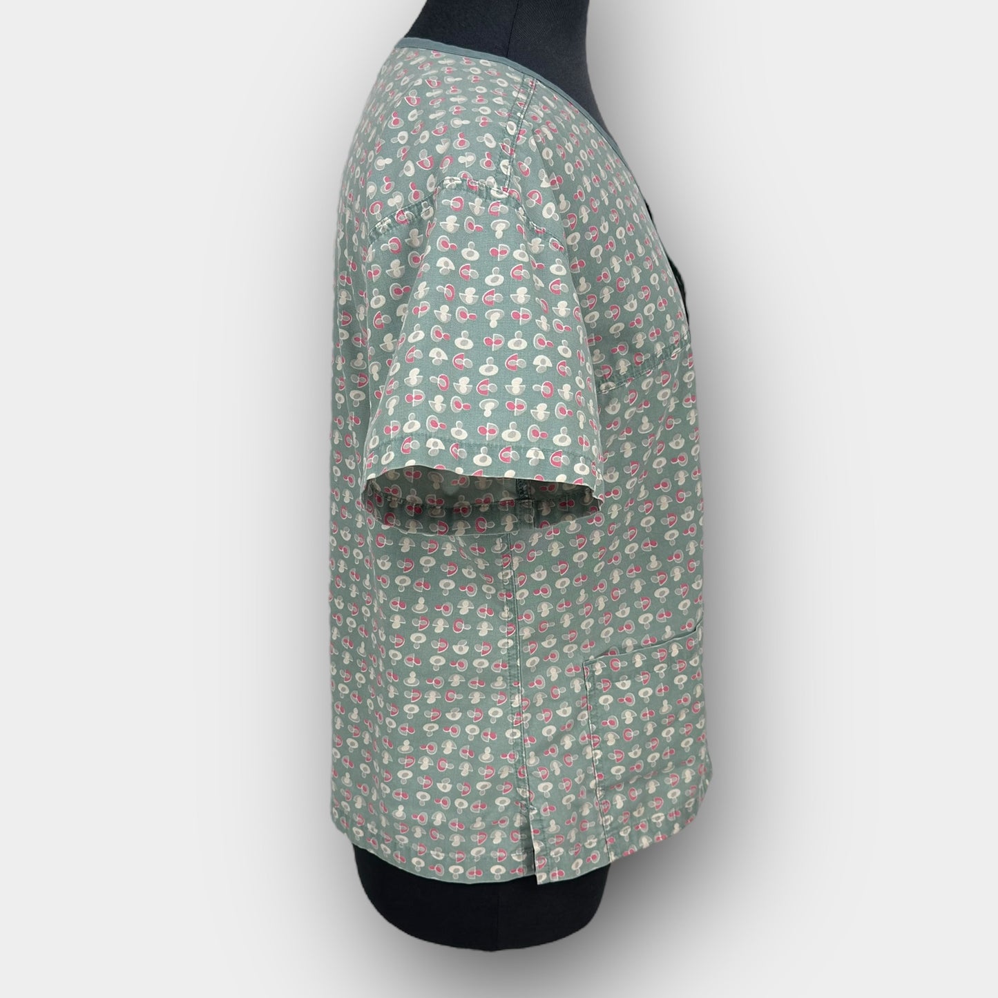 MOBB Mock Wrap Scrub Top (S/M)