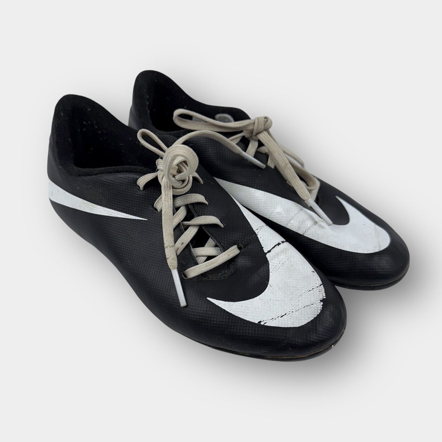 Nike Cleats (1Y)