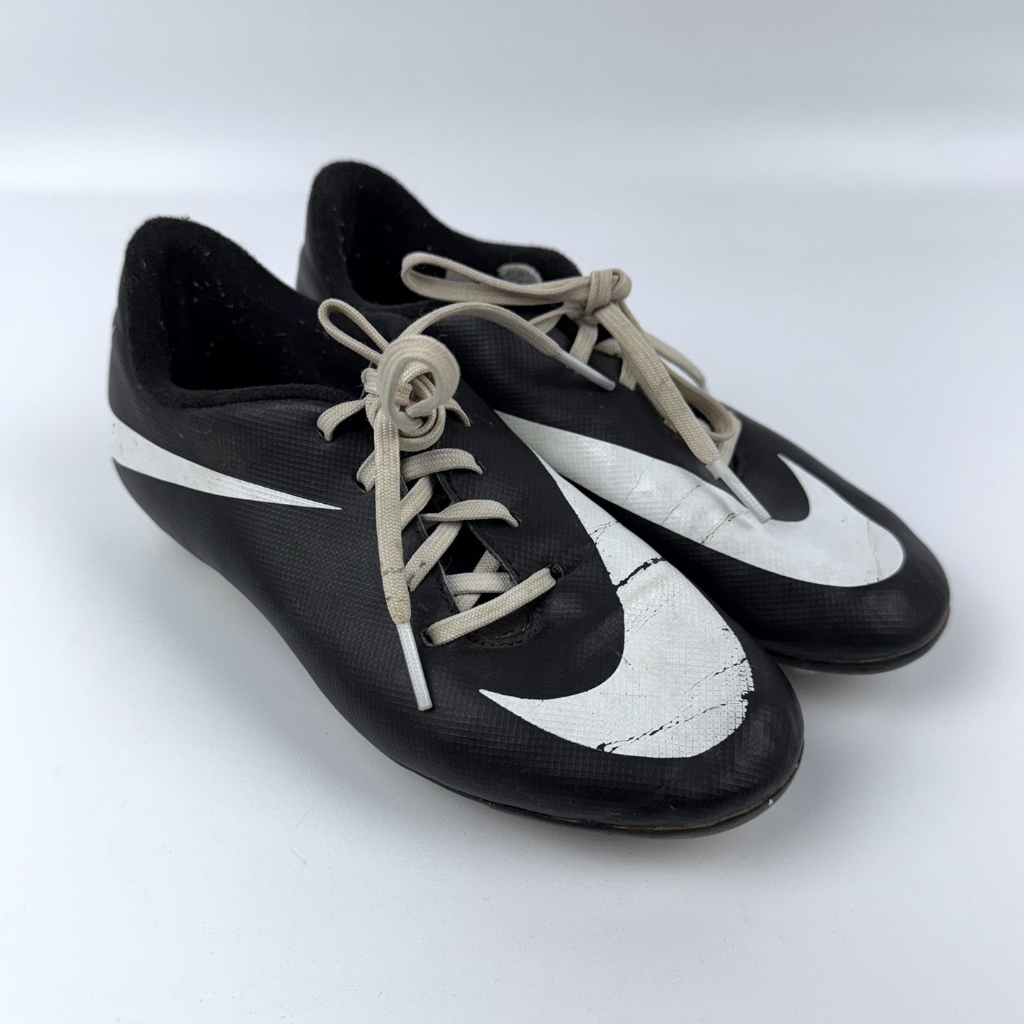 Nike Cleats (1Y)