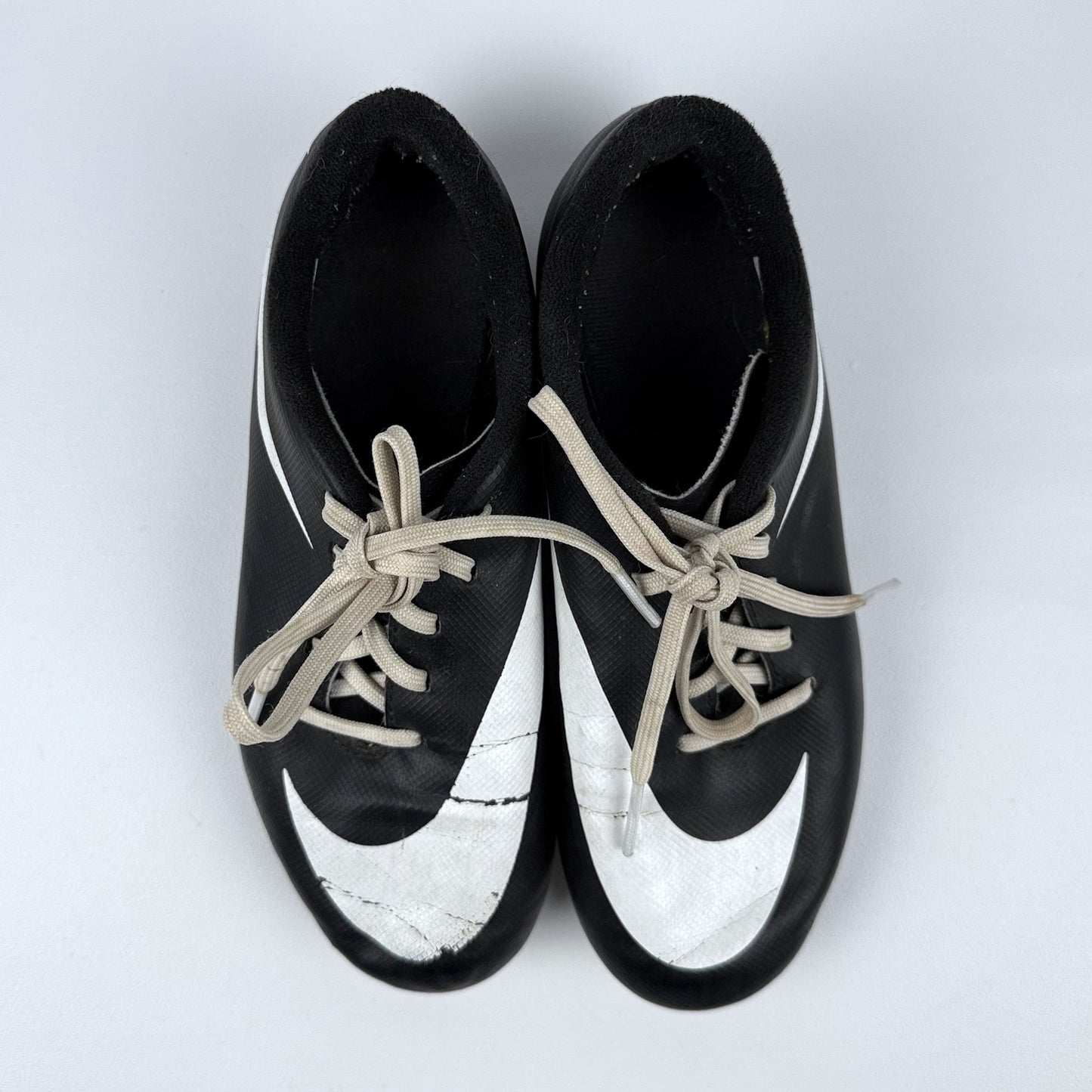 Nike Cleats (1Y)