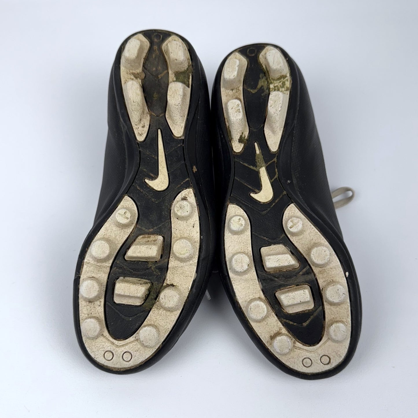 Nike Cleats (1Y)