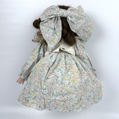 Ashton-Drake Mary porcelain doll
