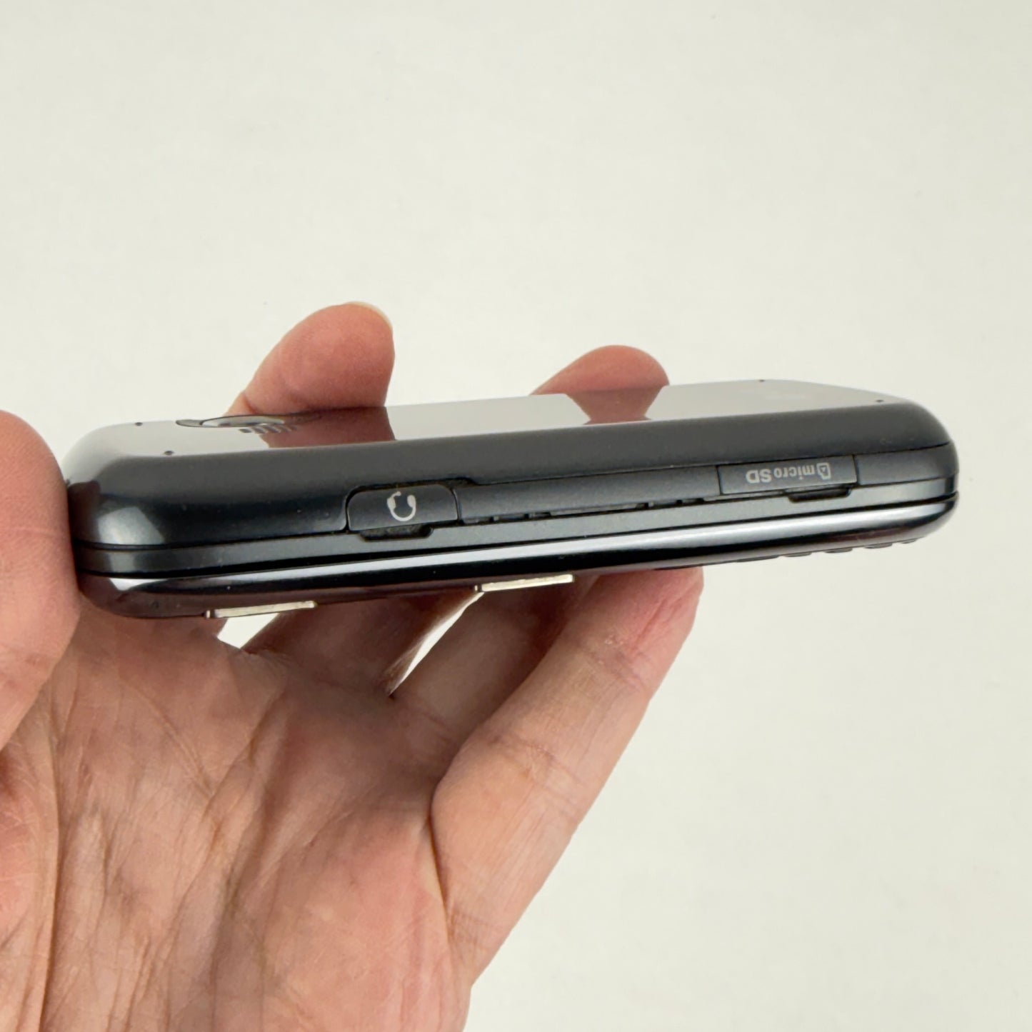 LG265 Slider Phone