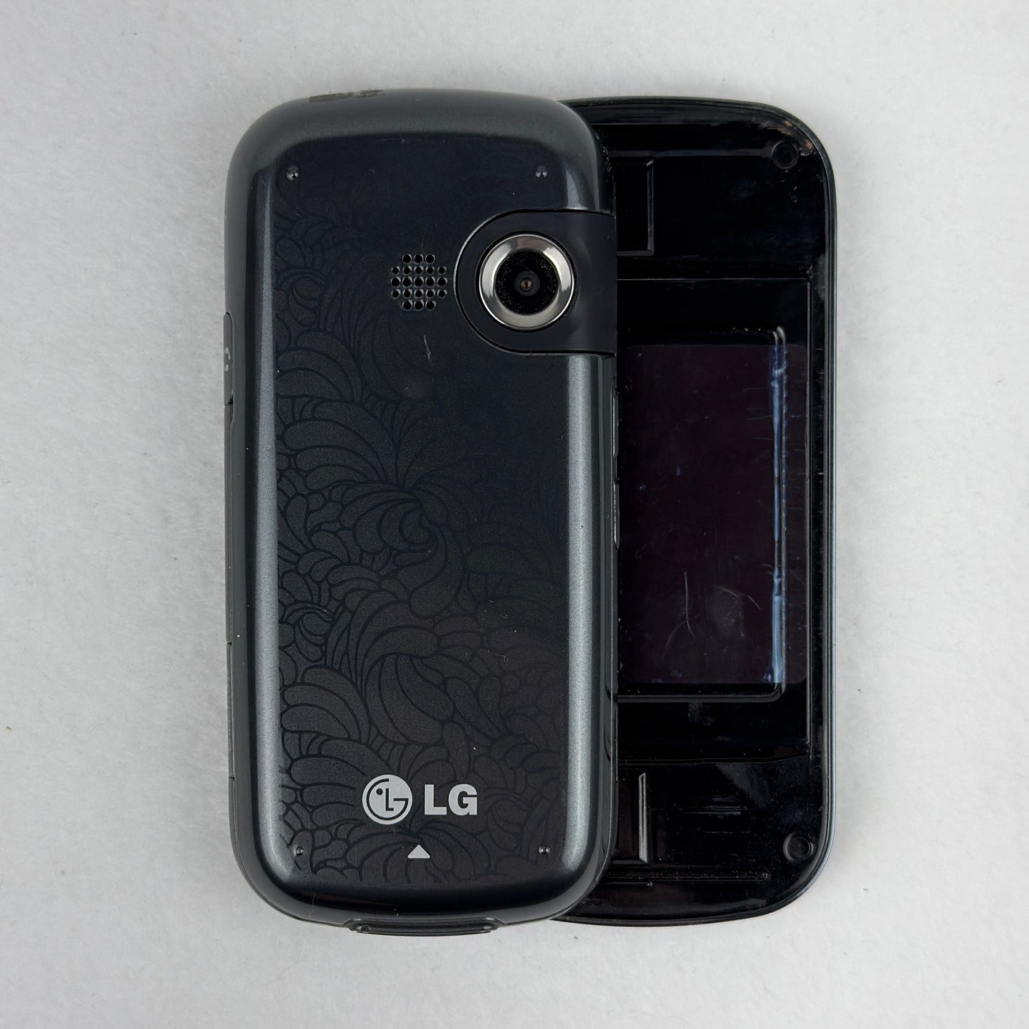 LG265 Slider Phone