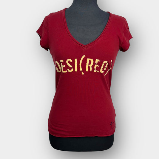 GAP v-neck tee