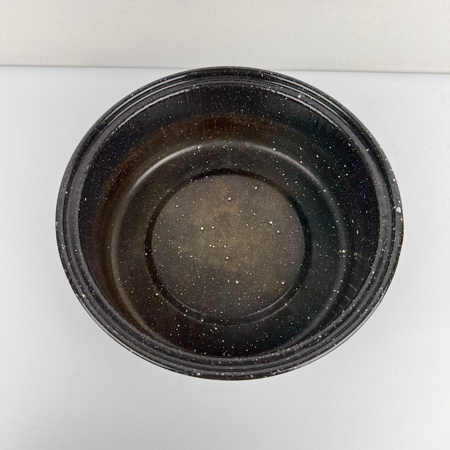 Speckled Enamel Round Roaster