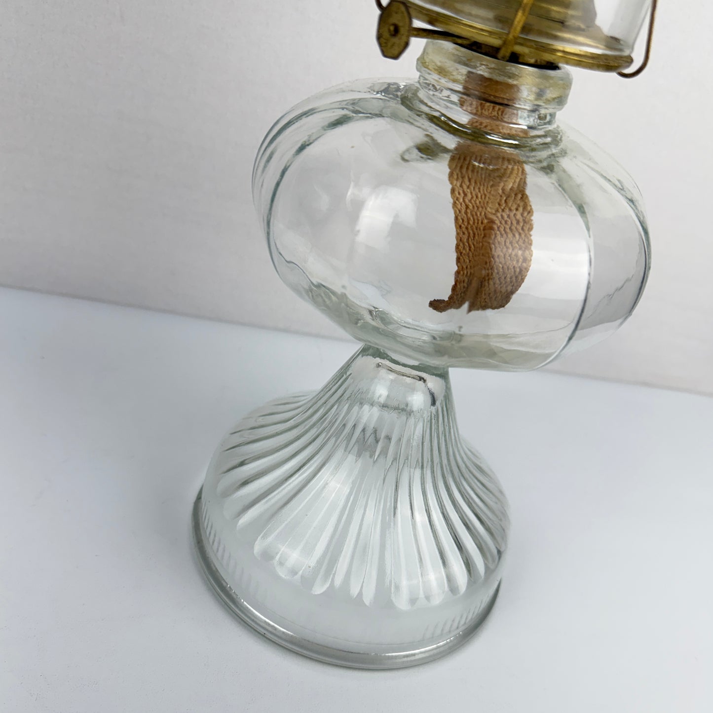 Vintage Ribbed Hurricane Lamp