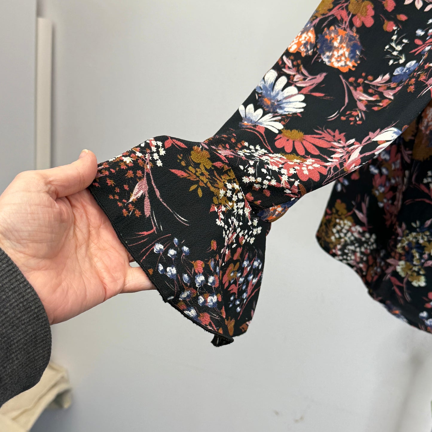 Artizan Ruffle Floral Blouse