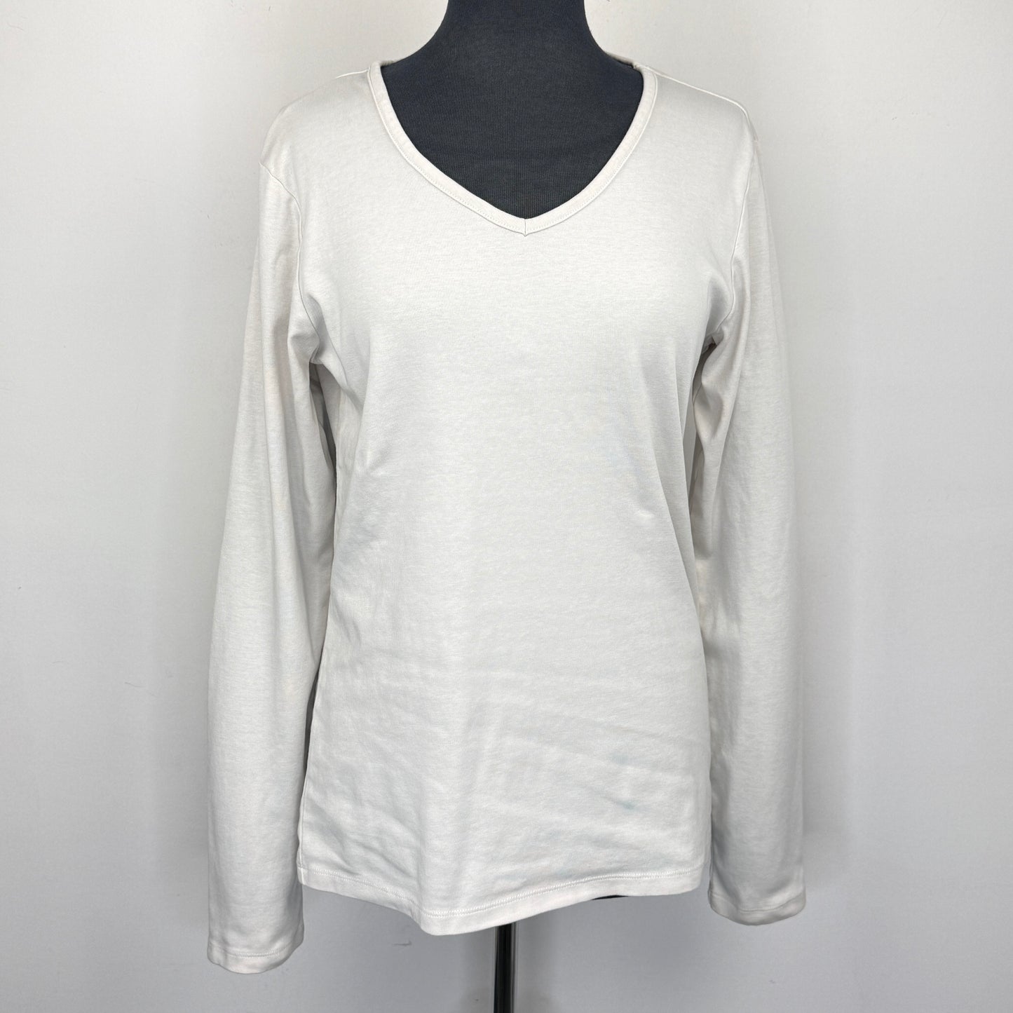 Ellen Tracy V-Neck Top