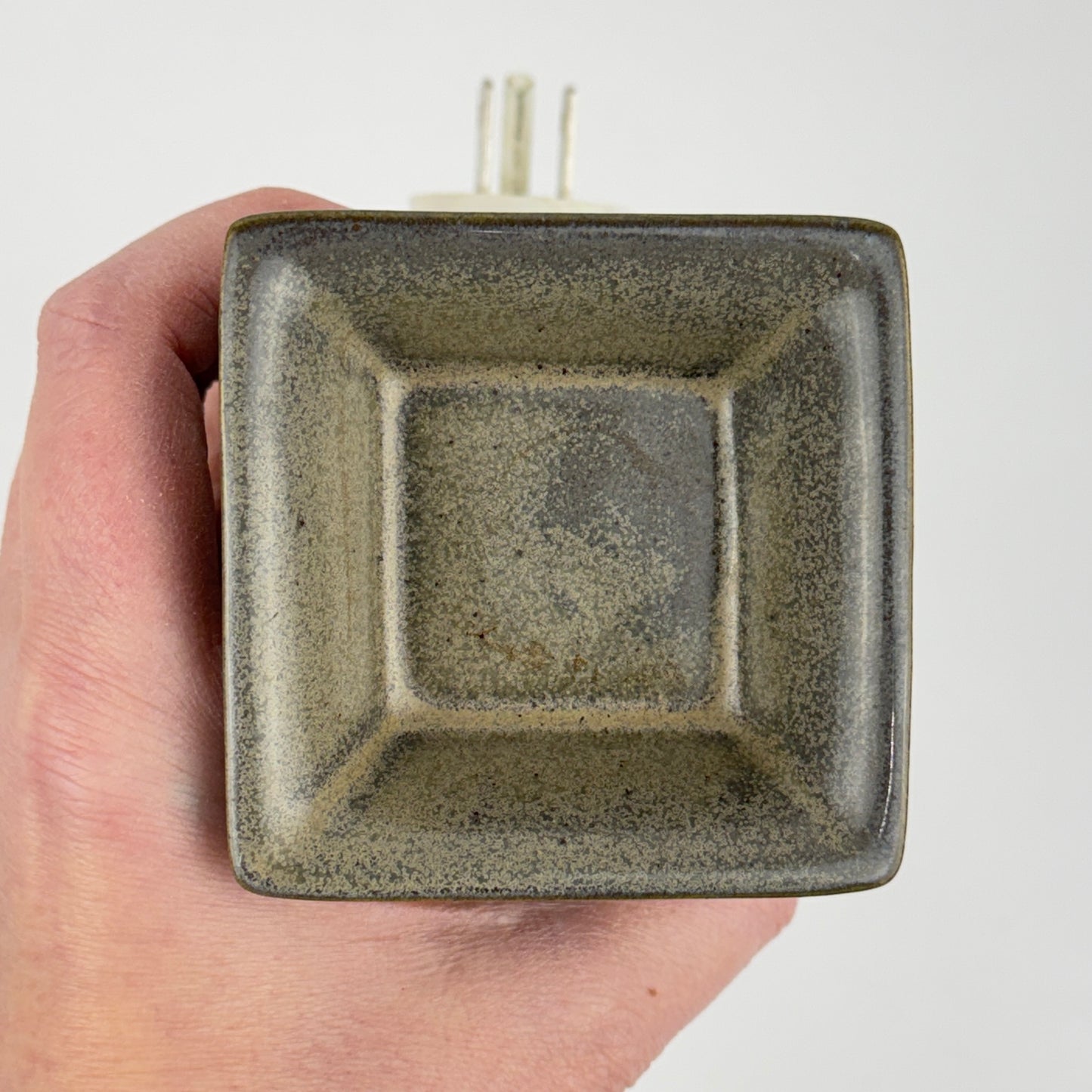 Scentsy Ribbed Plug Warmer