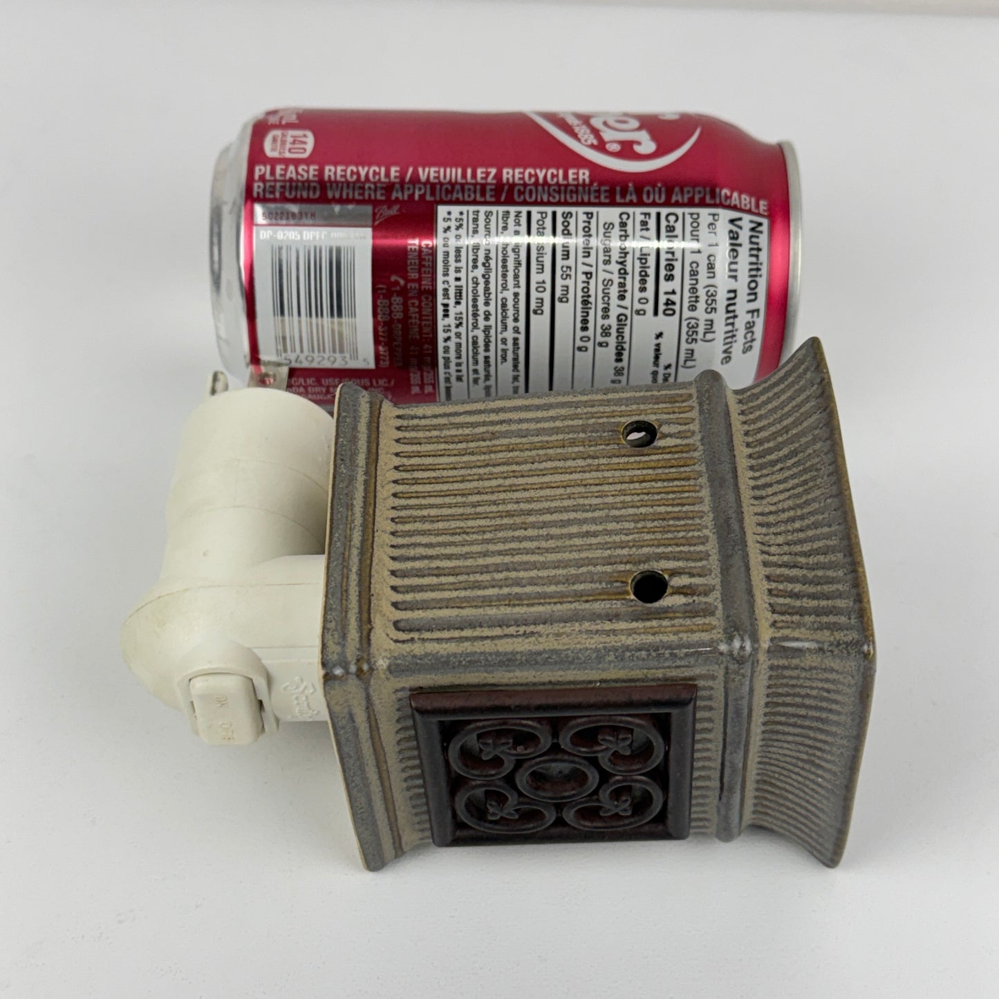 Scentsy Ribbed Plug Warmer