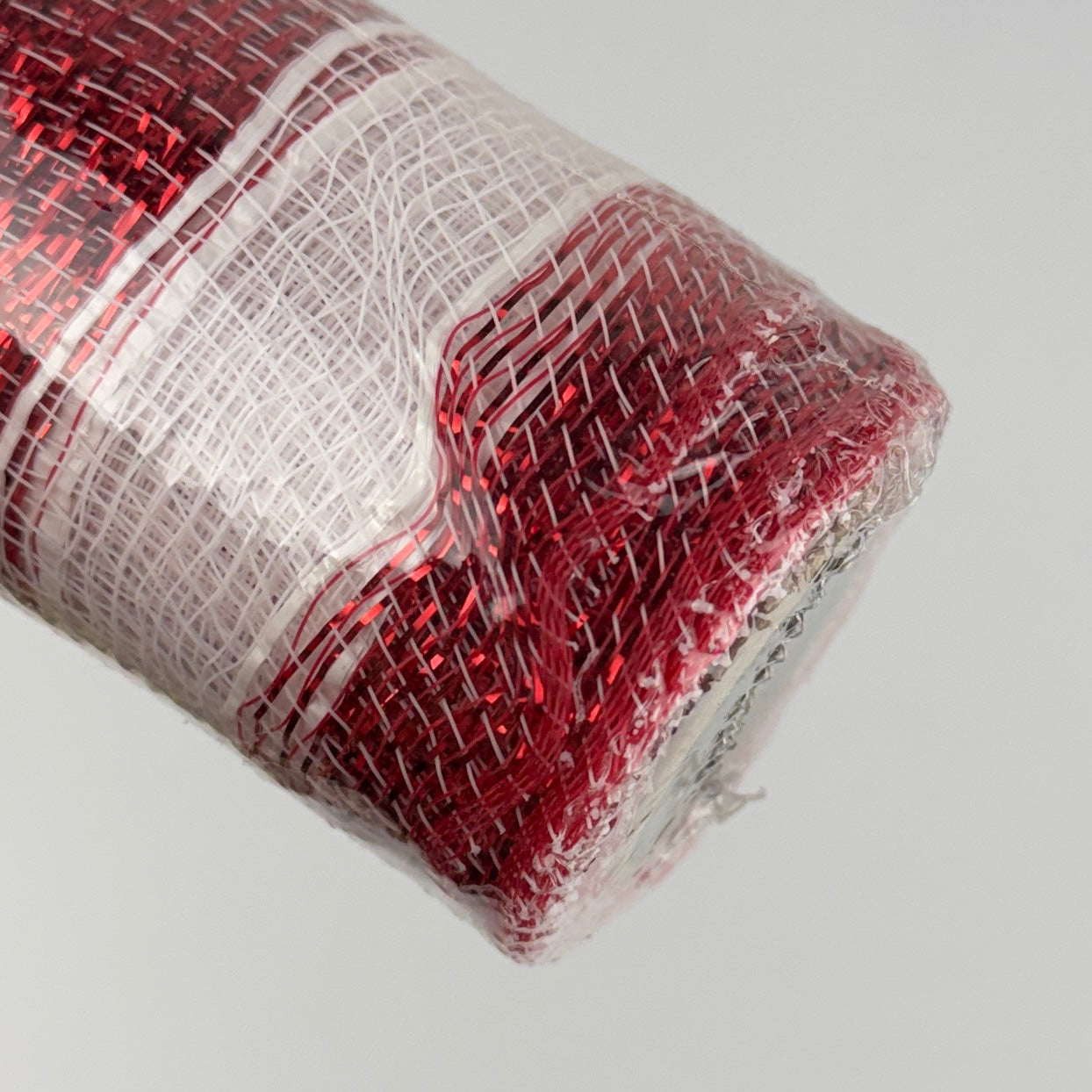 Holiday Mesh Roll