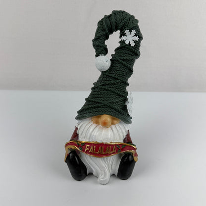 Gnome Shelf Sitter