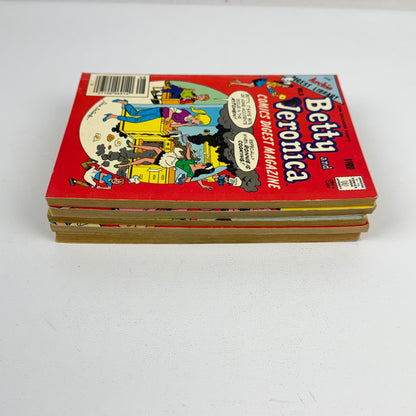 Digest Comics #8 10 13 16 51 Lot
