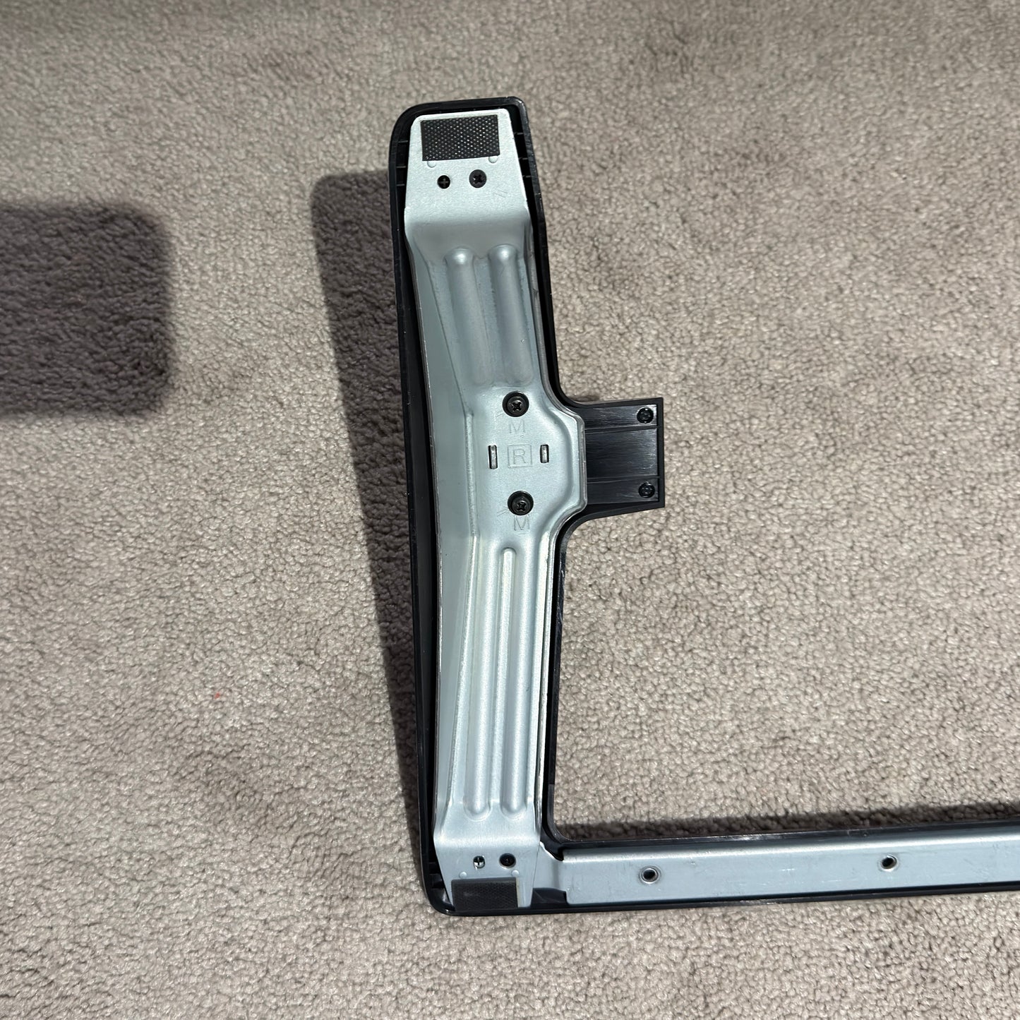 Sony TV Stand (60" & 70" X690E)