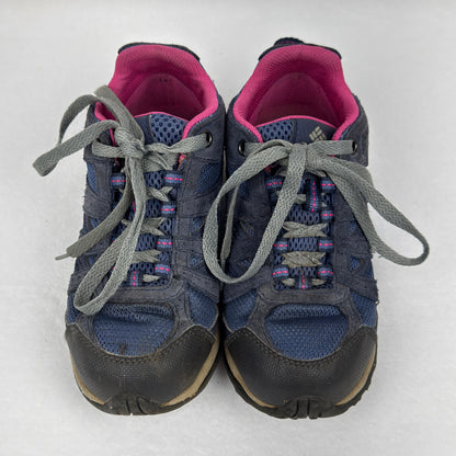 Columbia Hiking Shoes (Youth 2)