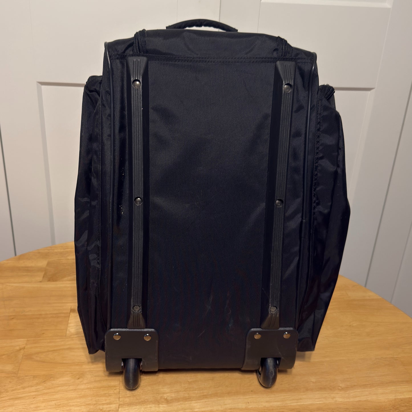 Wilson Ultimate Rolling Bag