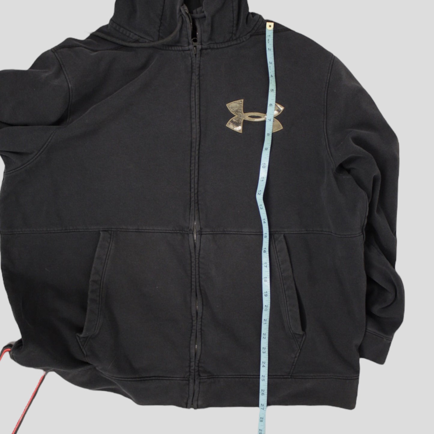 Under Armour zip-up hoodie (2XL)