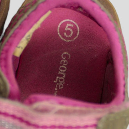 George sandal (toddler 5)