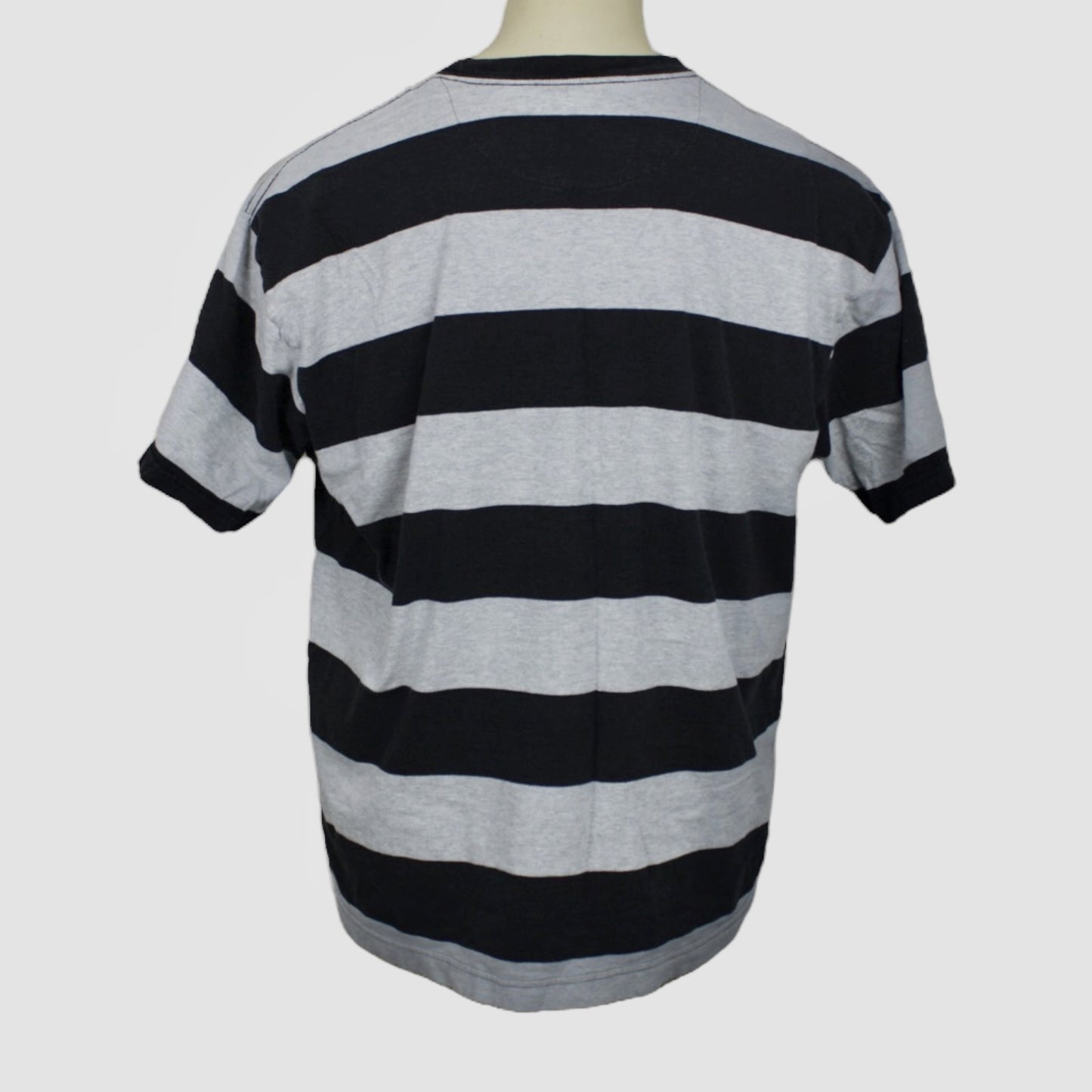 Foot Locker t-shirt (XL)