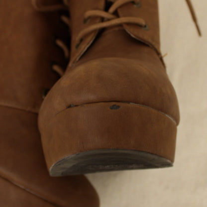 Bamboo boot (7.5 or 37.5)