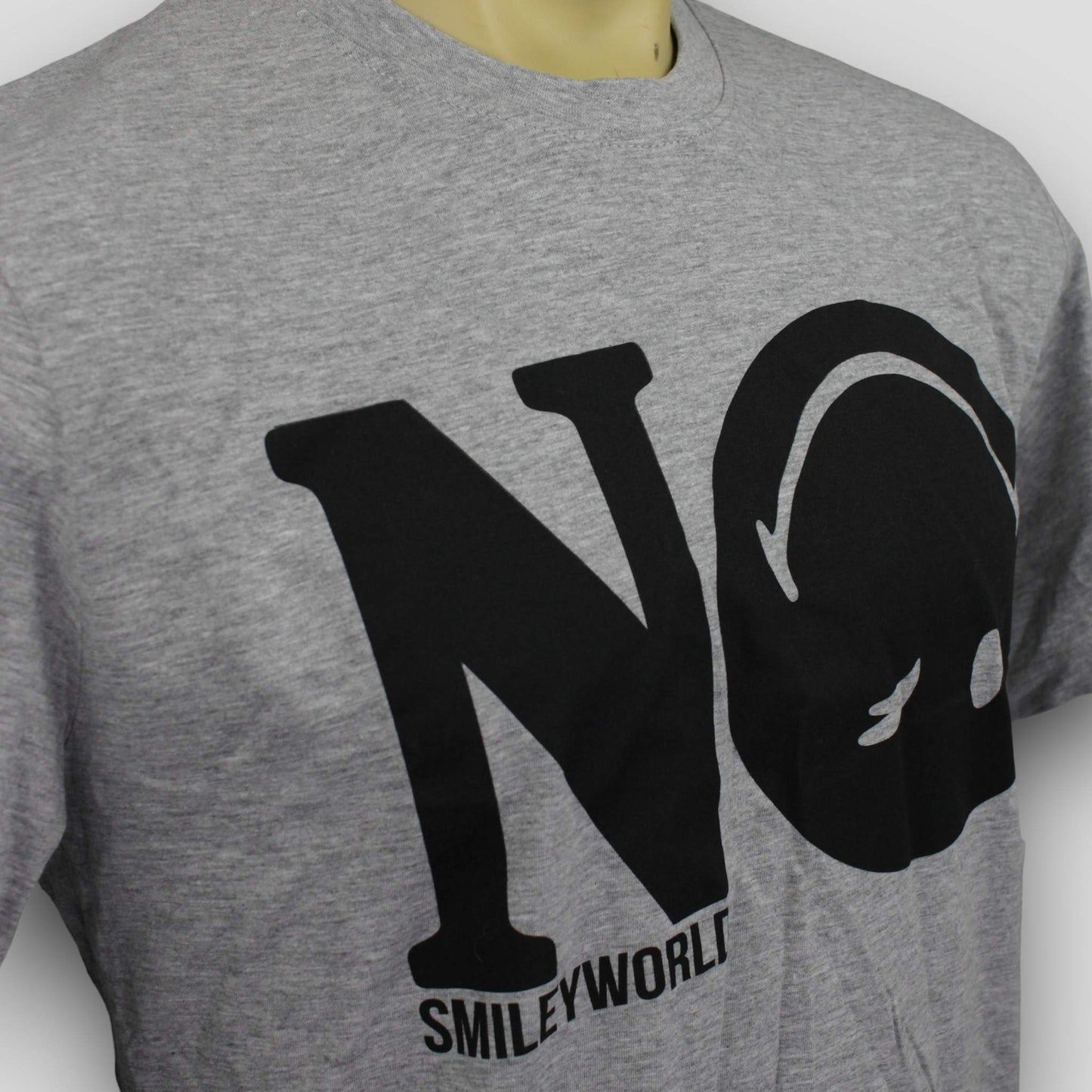 Smiley World t-shirt (nwt)