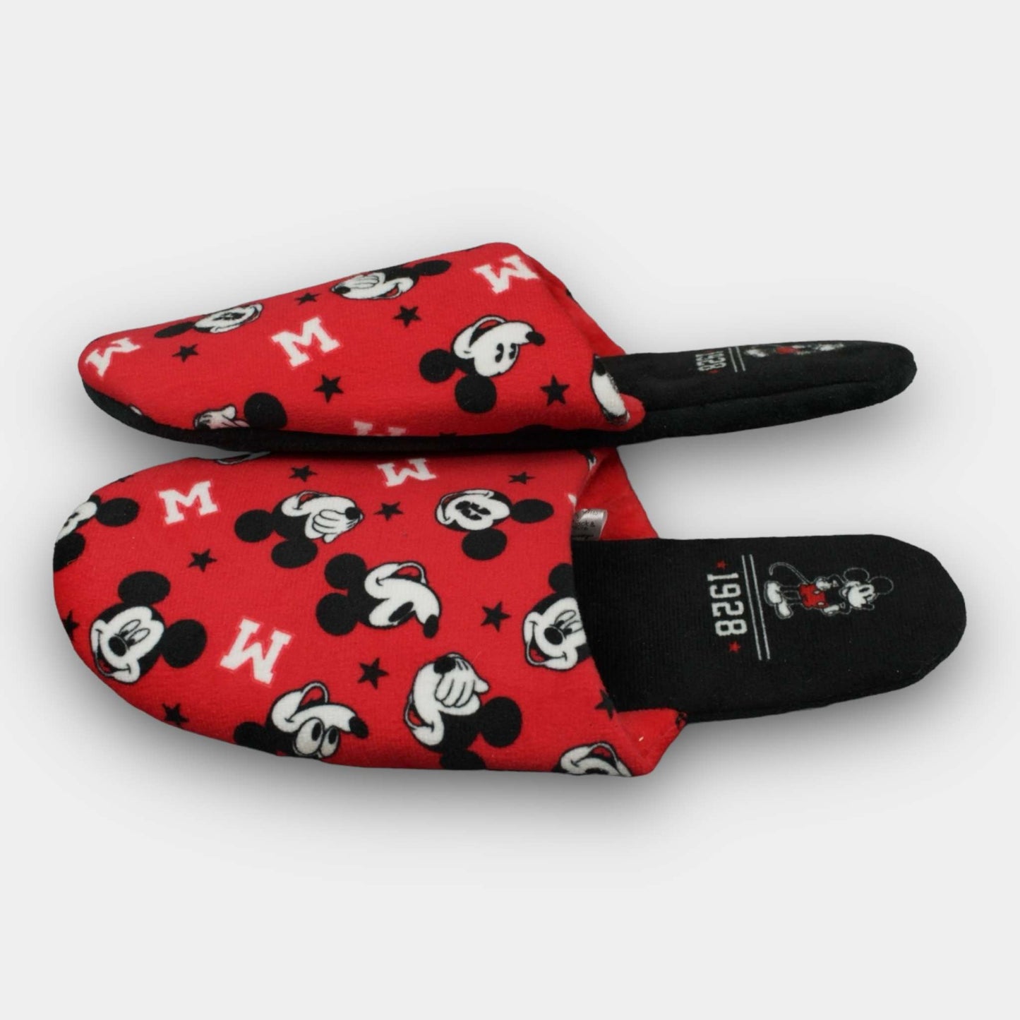 Disney slipper (9/10 ~ new)