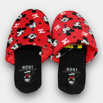 Disney slipper (9/10 ~ new)