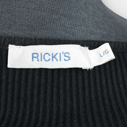 Ricki's top