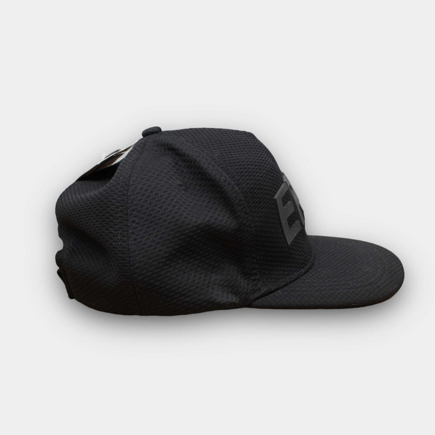 George snapback hat (L-XL)