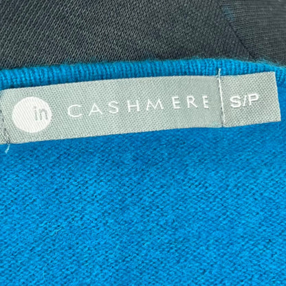 In Cashmere sweater