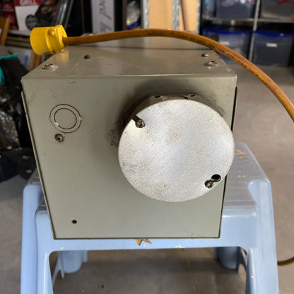 HydroSun parabolic reflector with ballast and bulb