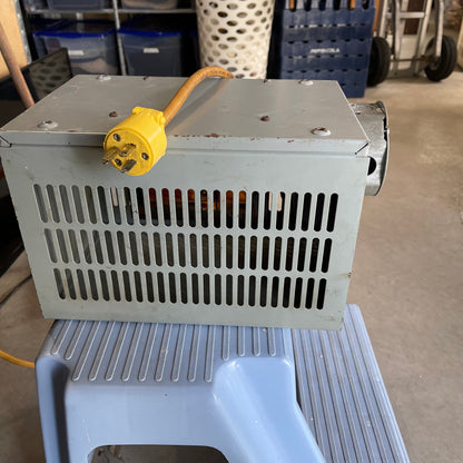 HydroSun parabolic reflector with ballast and bulb