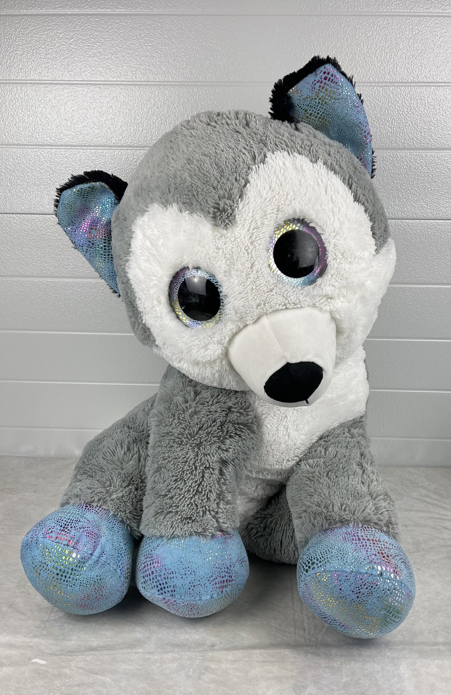 Husky stuffie