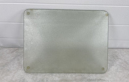 Glass cutting board