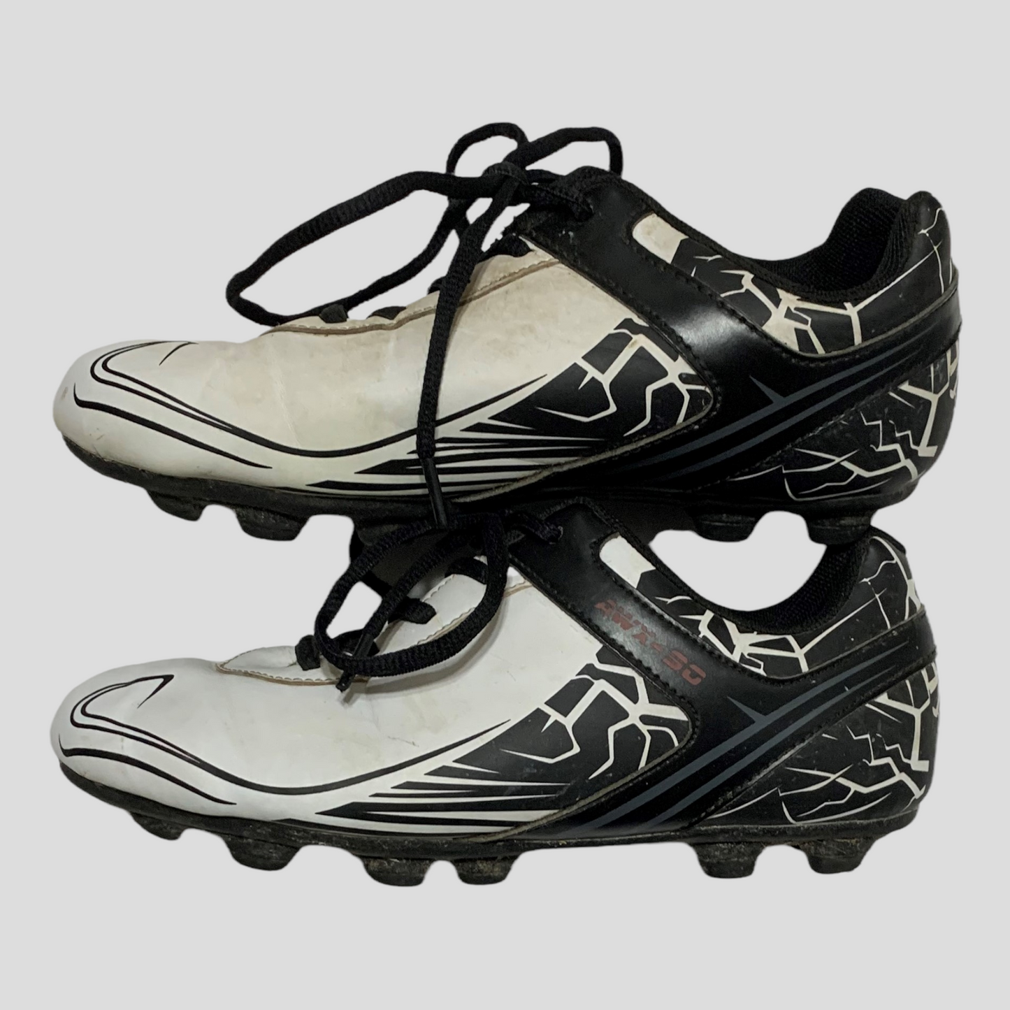 Athletic Works soccer cleat (6 youth)